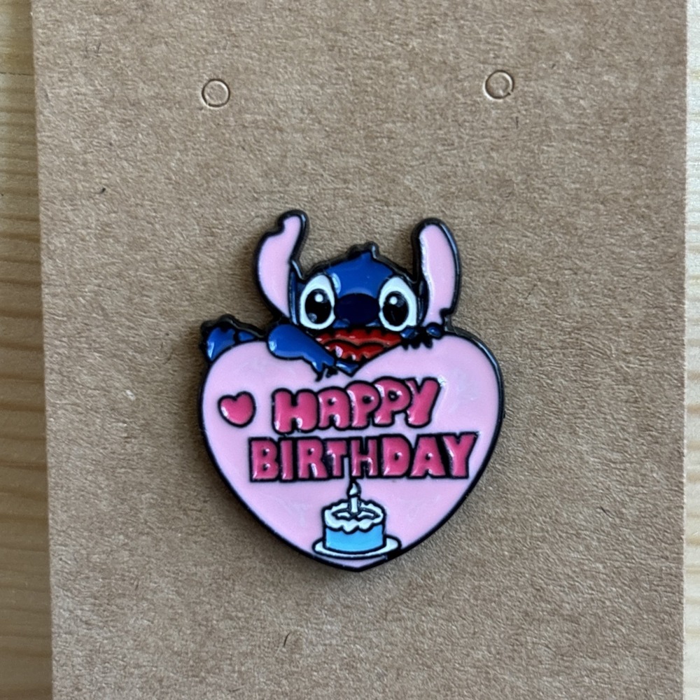 Stitch pin Happy Birthday Heart Pin Party Enamel Lapel Brooch Cake